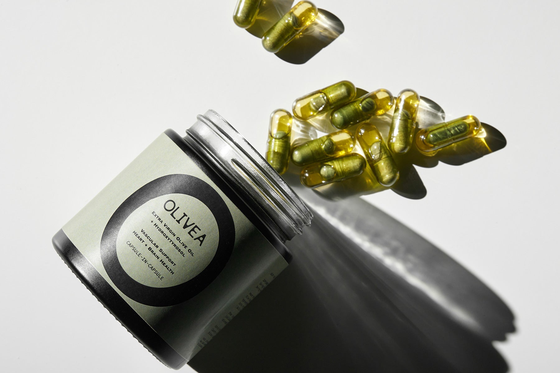 Olivea Ultra High Phenolic — hands-on pour